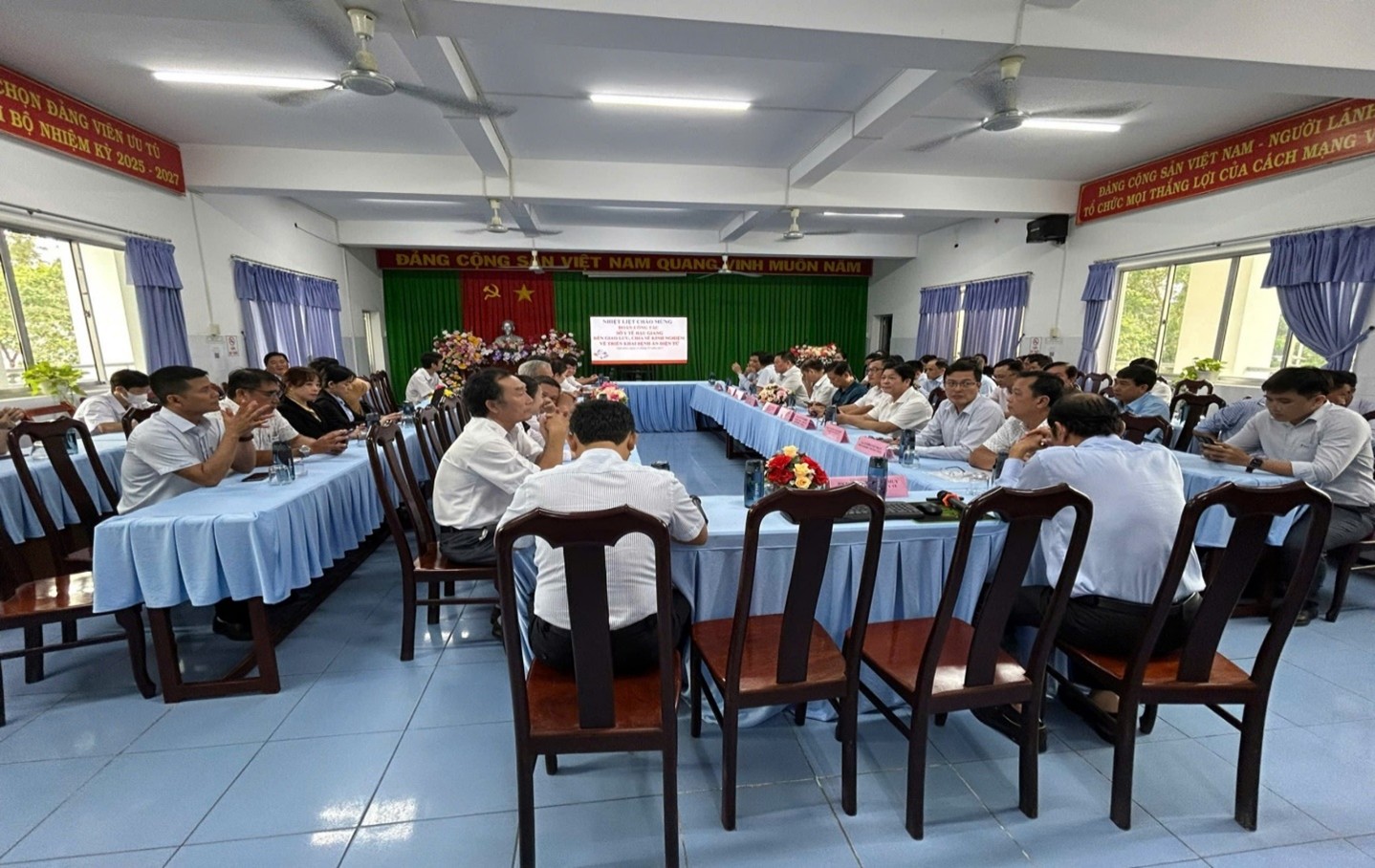 tiep doan hau giang 3